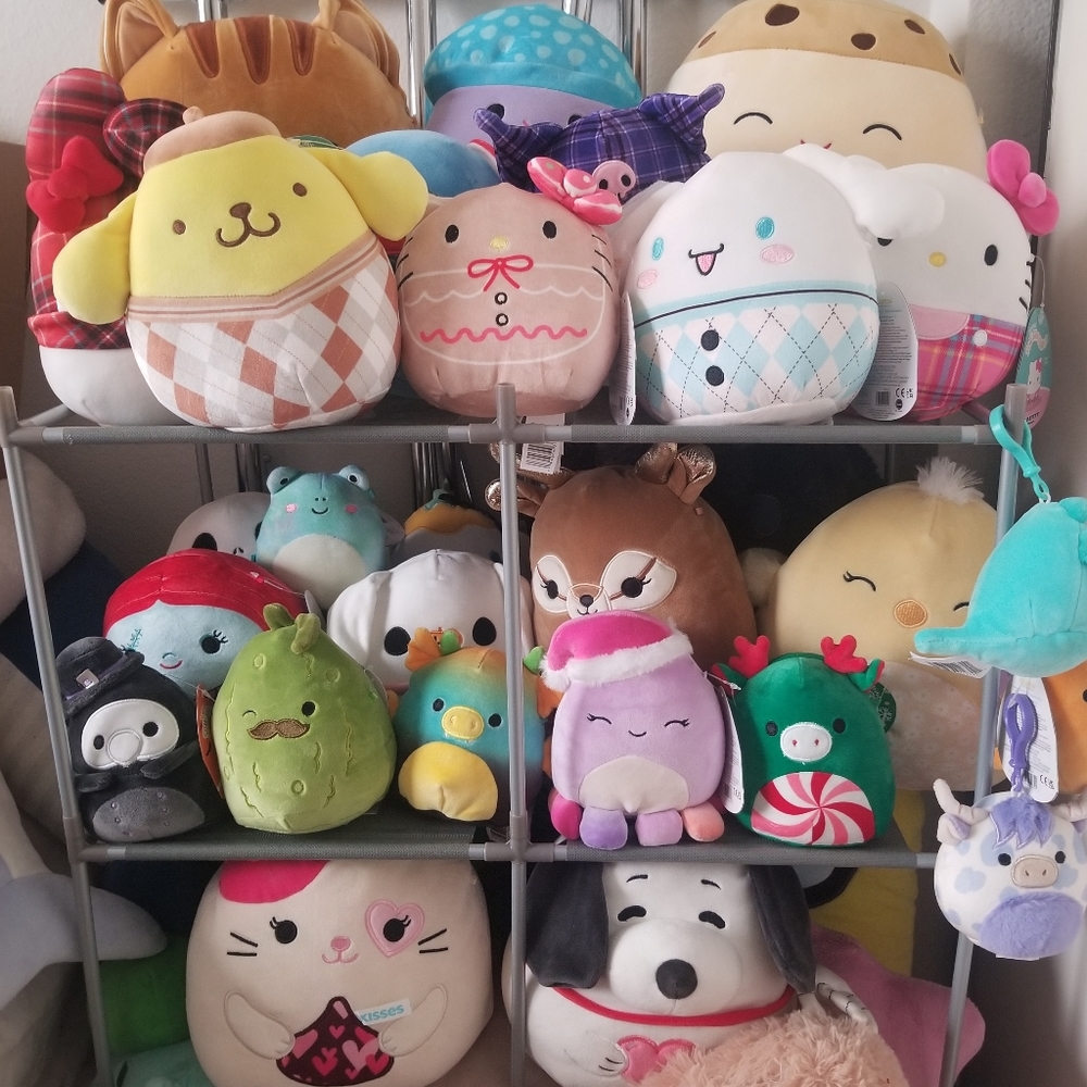 Likethis Listing To Be Notified When I Go Live!! - image 2